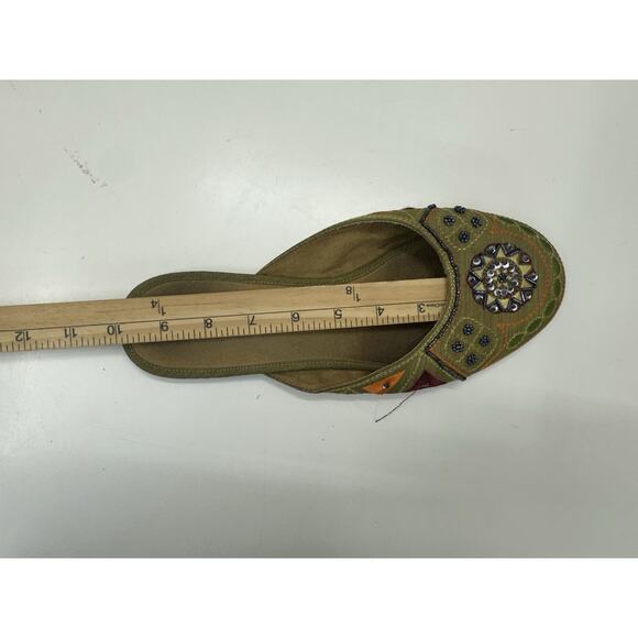 Candies Womens Flats Size Unknown Green Slip On Beaded Embellished - Picture 6 of 9